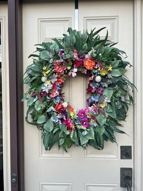 Vibrant Multi-Color Floral Wreath